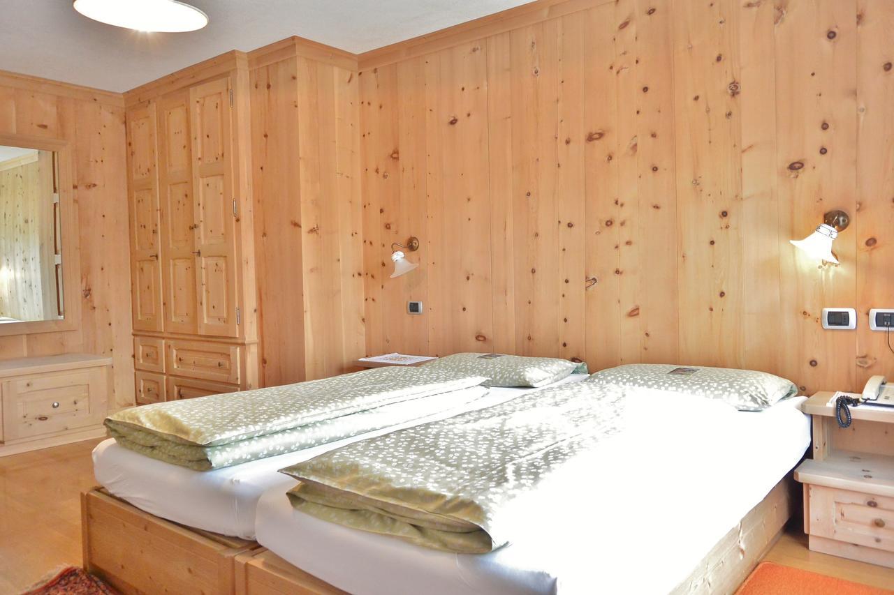 Hotel Garni Al Plan Livigno Exteriér fotografie
