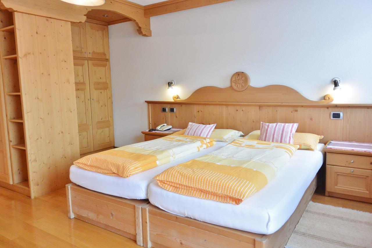Hotel Garni Al Plan Livigno Exteriér fotografie