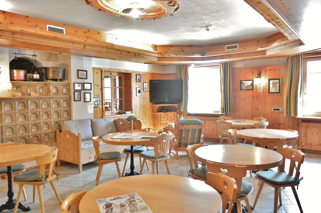 Hotel Garni Al Plan Livigno Exteriér fotografie