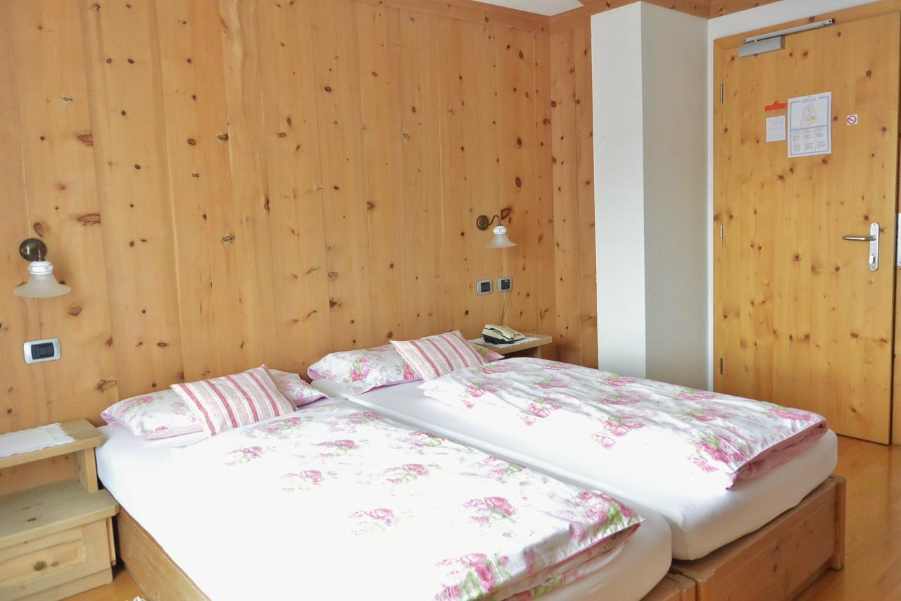 Hotel Garni Al Plan Livigno Exteriér fotografie
